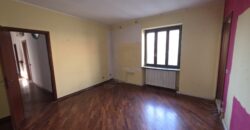 SANT’ANGELO L. – Casa semi indipendente